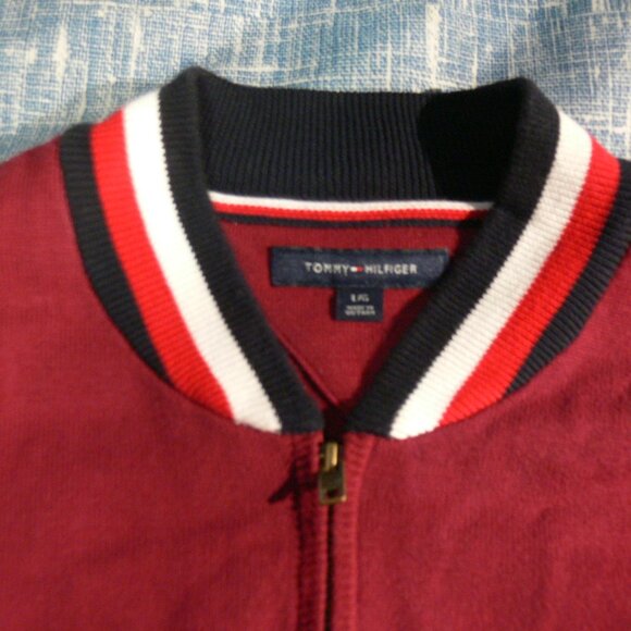 TOMMY HILFIGER SWEATER LARGE - Picture 2 of 6
